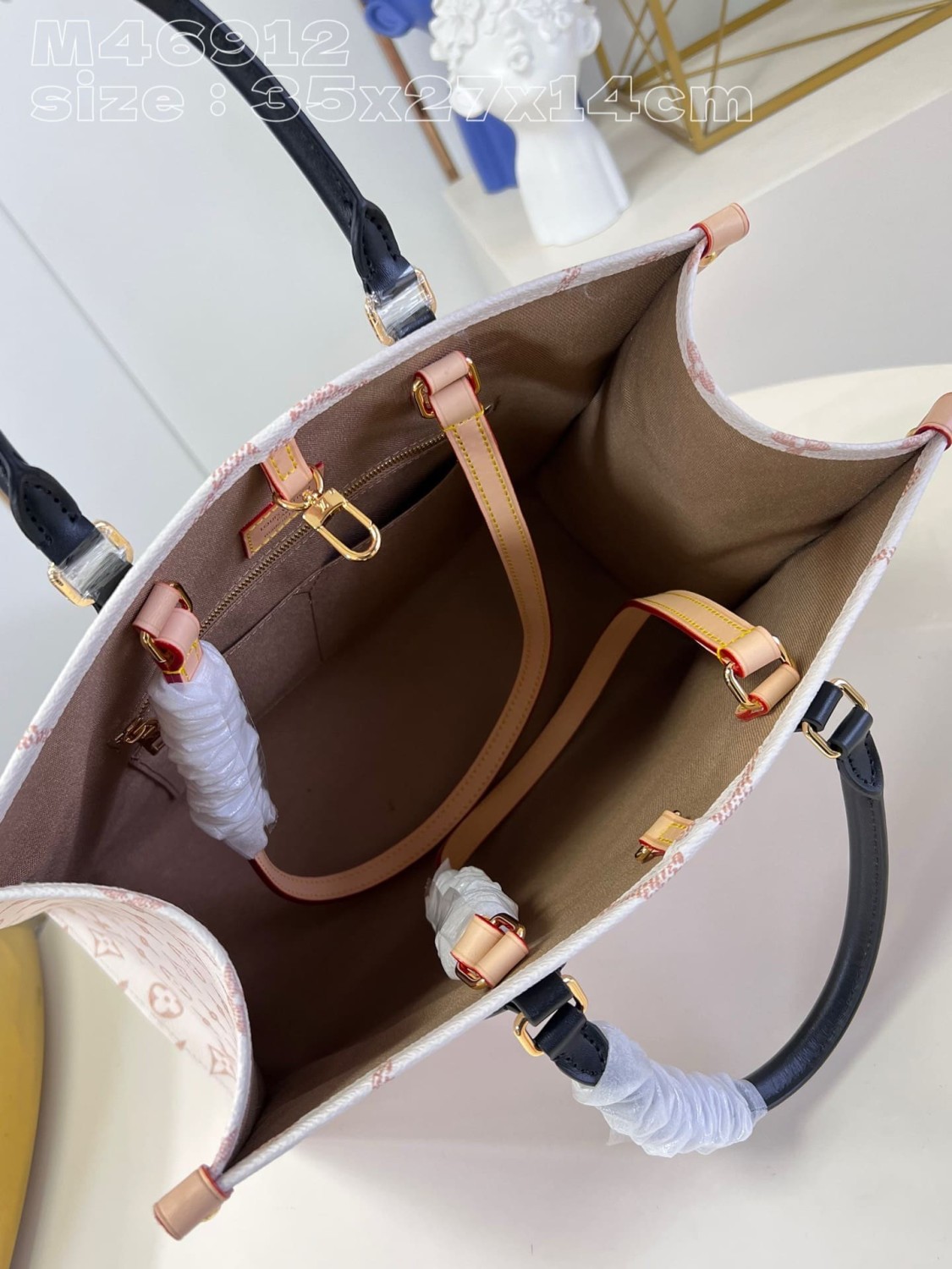 Louis Vuitton OnTheGo MM M46912