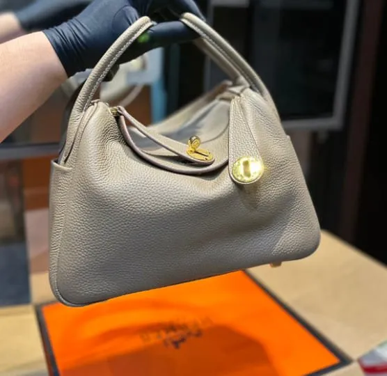HERMÈS ETOUPE CLEMENCE LINDY 26 GOLD HARDWARE