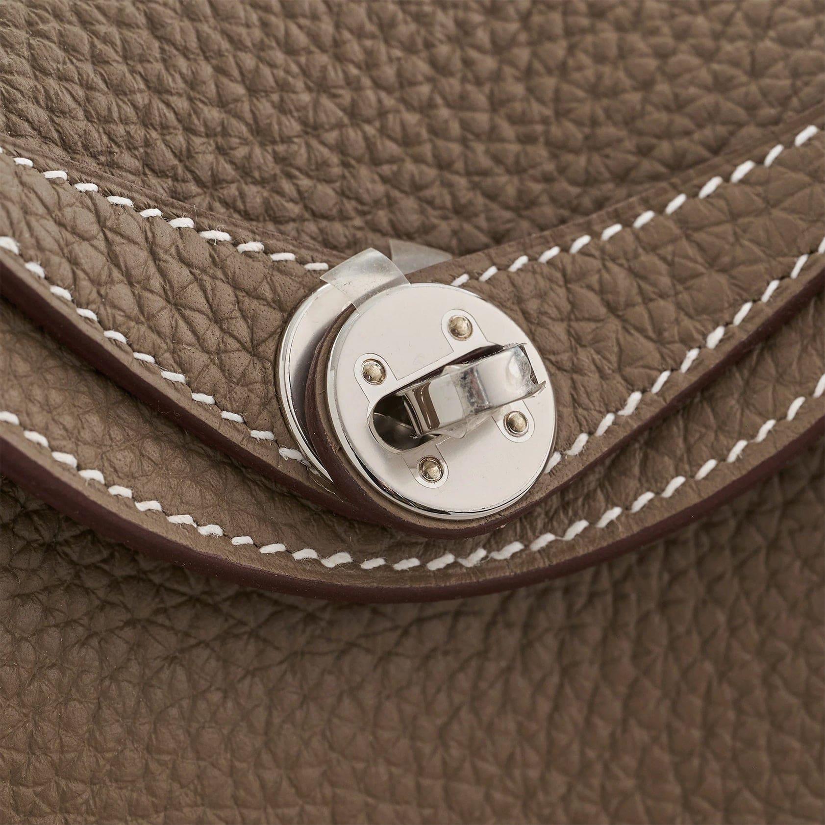 HERMES Lindy 20 Clemence Etoupe Palladium Hardware