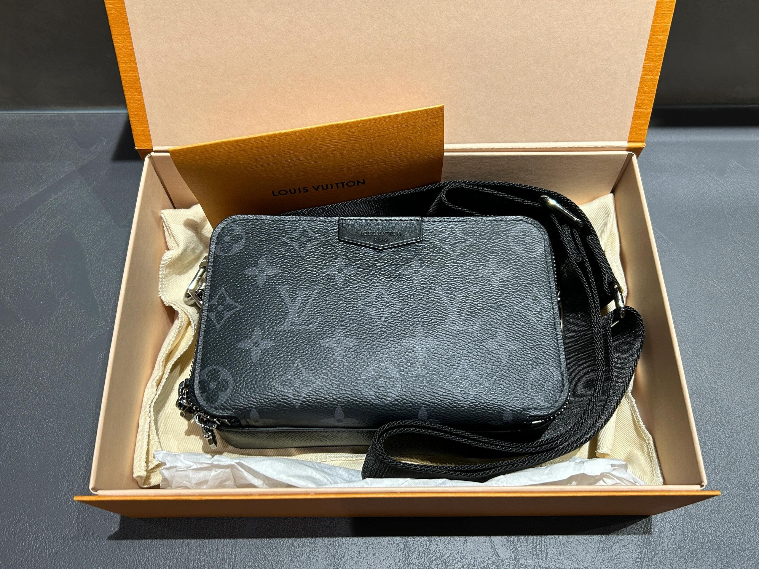 Louis Vuitton M80741 Alpha Wearable Wallet
