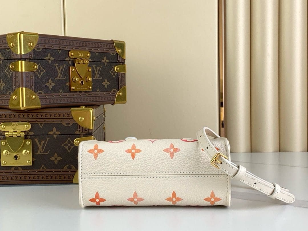 Louis Vuitton M47115 OnTheGo BB