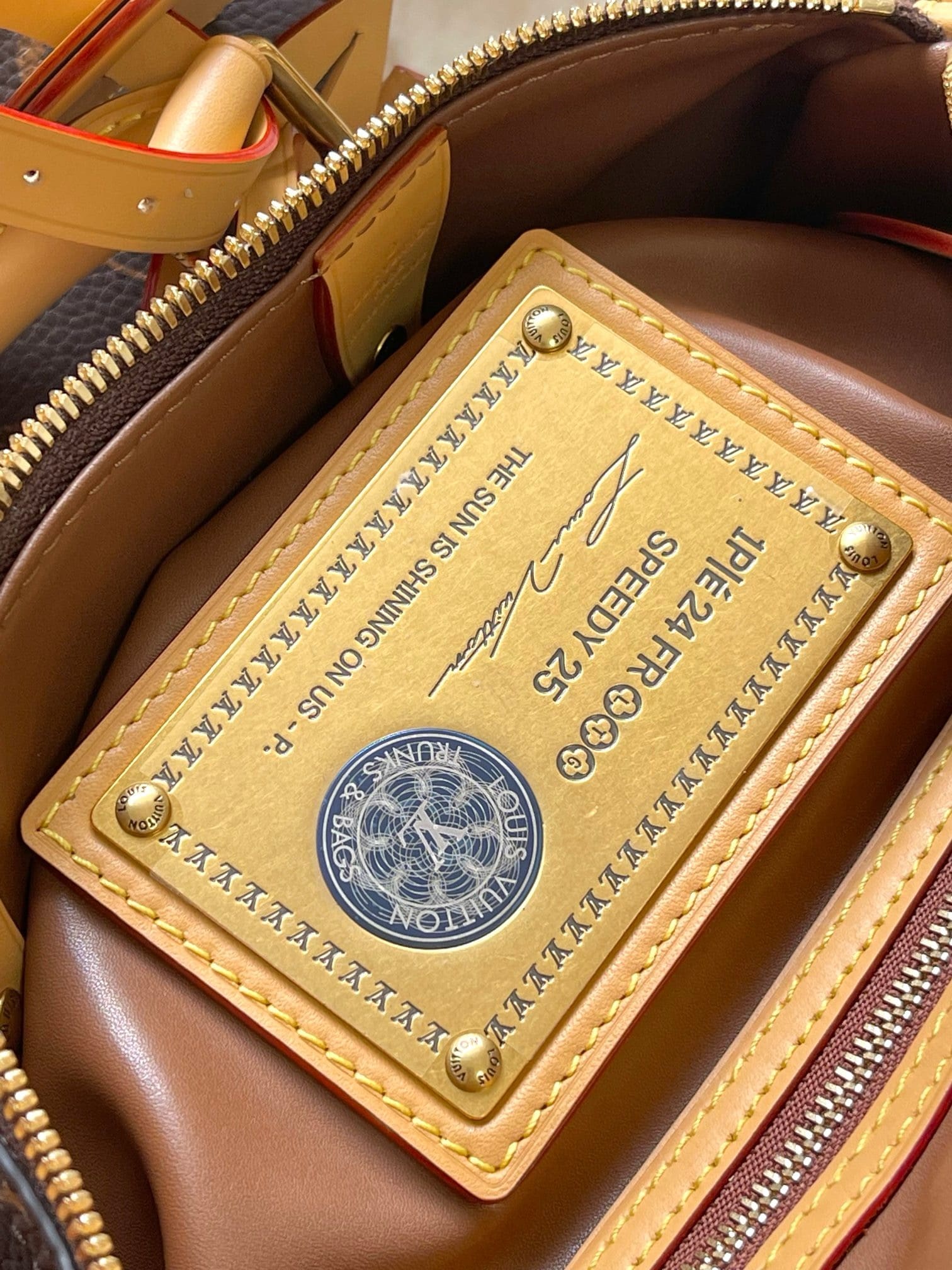 Louis Vuitton M24443 Speedy P9 Bandouli??re 25