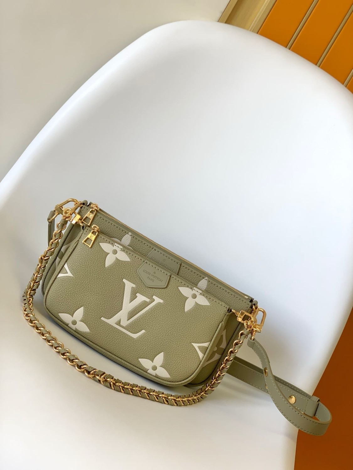 Louis Vuitton M22670 Multi Pochette Accessoires