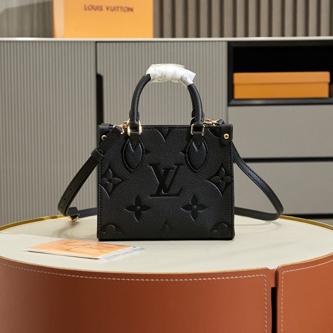 Louis Vuitton M46993 OnTheGo BB