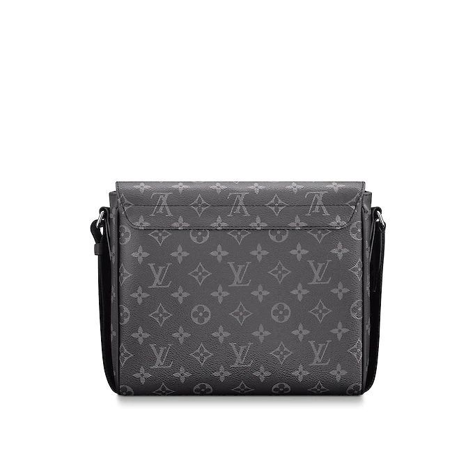 Louis Vuitton men bag District PM M44000