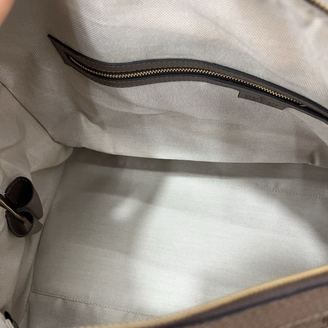 GUCCI SAVOY LARGE DUFFLE BAG