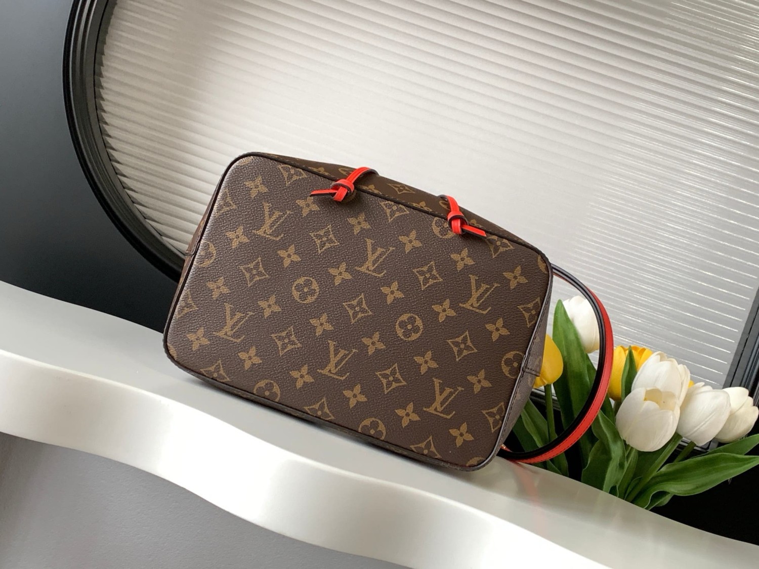 LOUIS VUITTON NéoNoé MM M44021