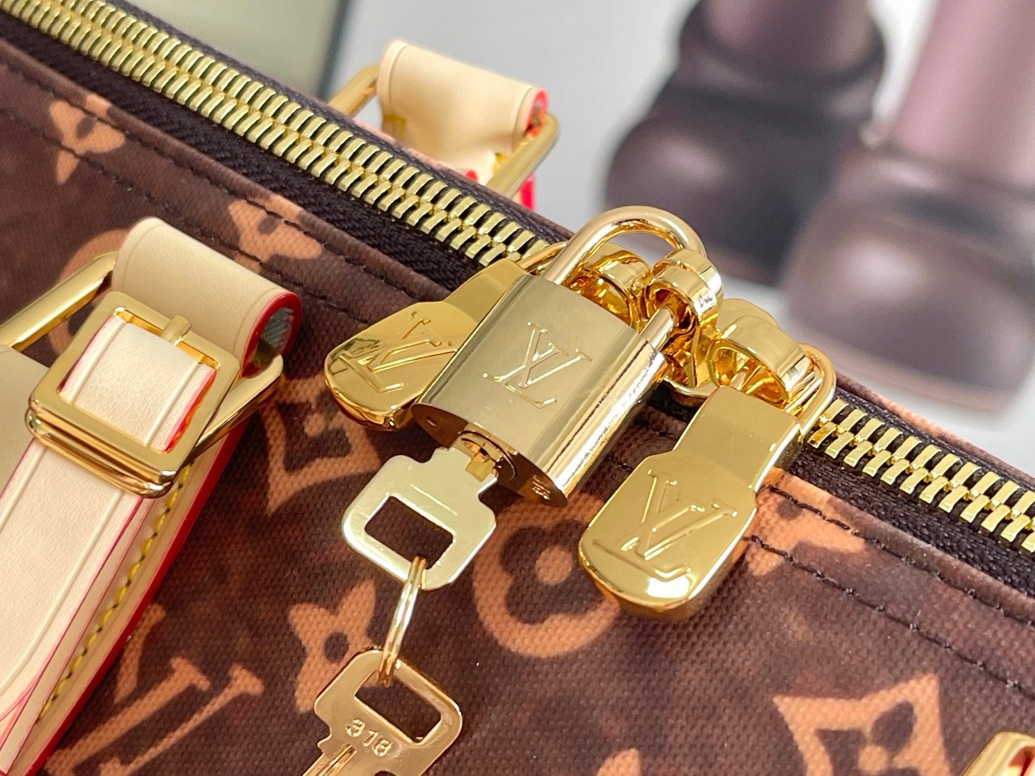 Louis Vuitton M24960 Flight Mode Keepall Bandouli??re 45