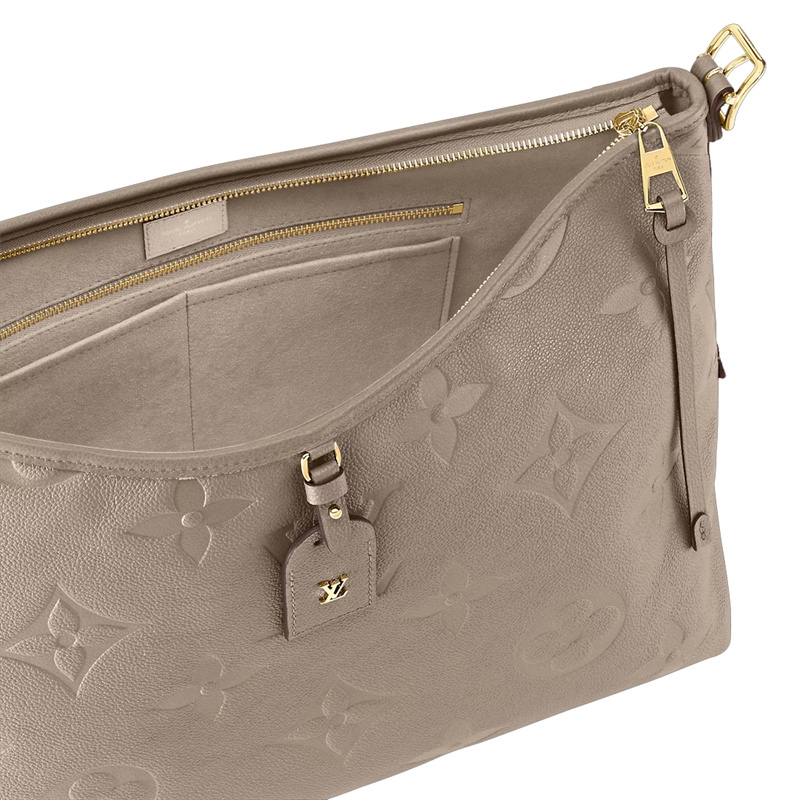 Louis Vuitton CARRYALL MM – EXCLUSIVELY ONLINE M46292