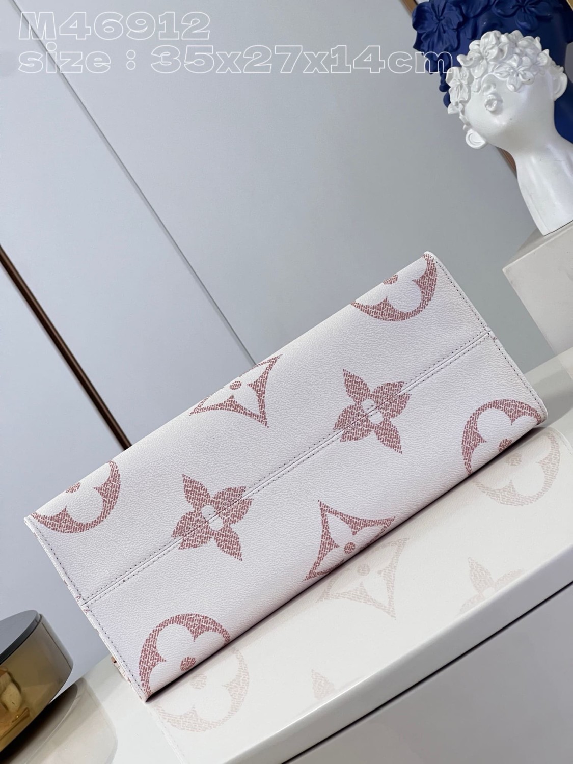 Louis Vuitton OnTheGo MM M46912