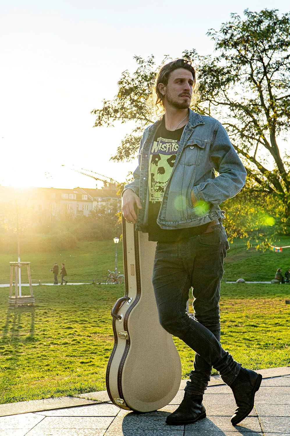 Crossrock Deluxe Wood Case for 335 Style 6 string Semi-Hollow Electric Guitars, with removable straps, interior compartment-Tweed (CRW700SATW)