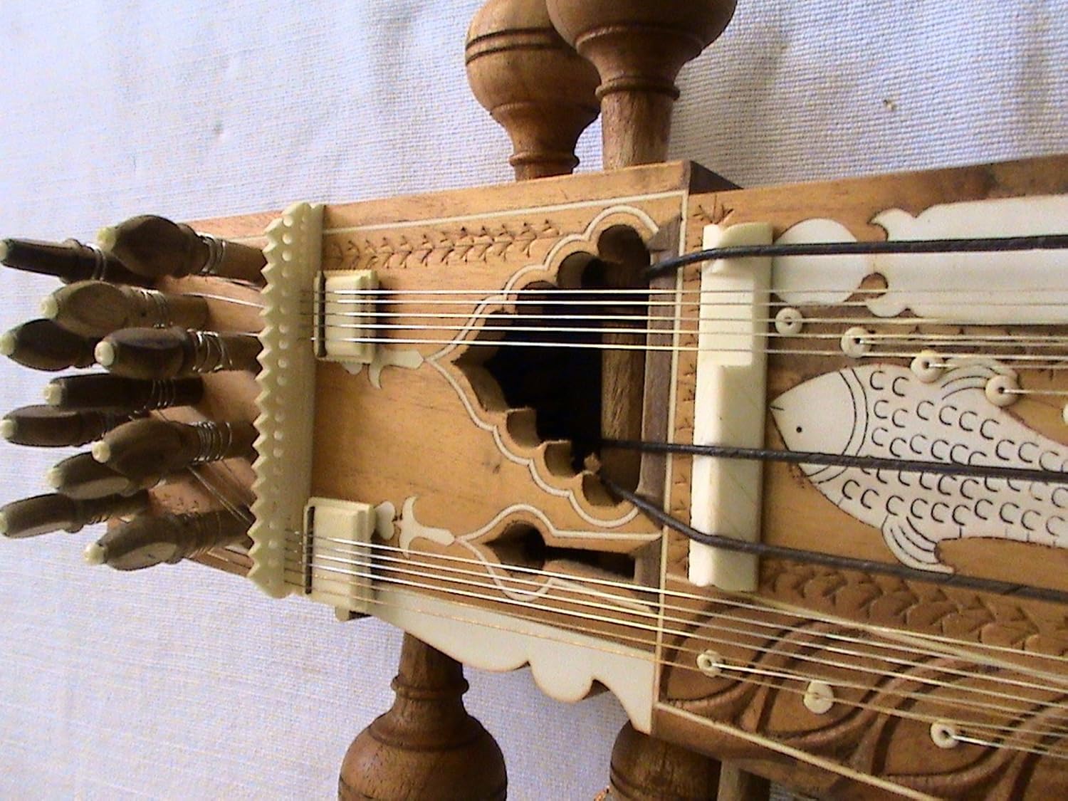 Concert Kalawati Sarangi made of Tun with Bow rosin tuning wrench and bag