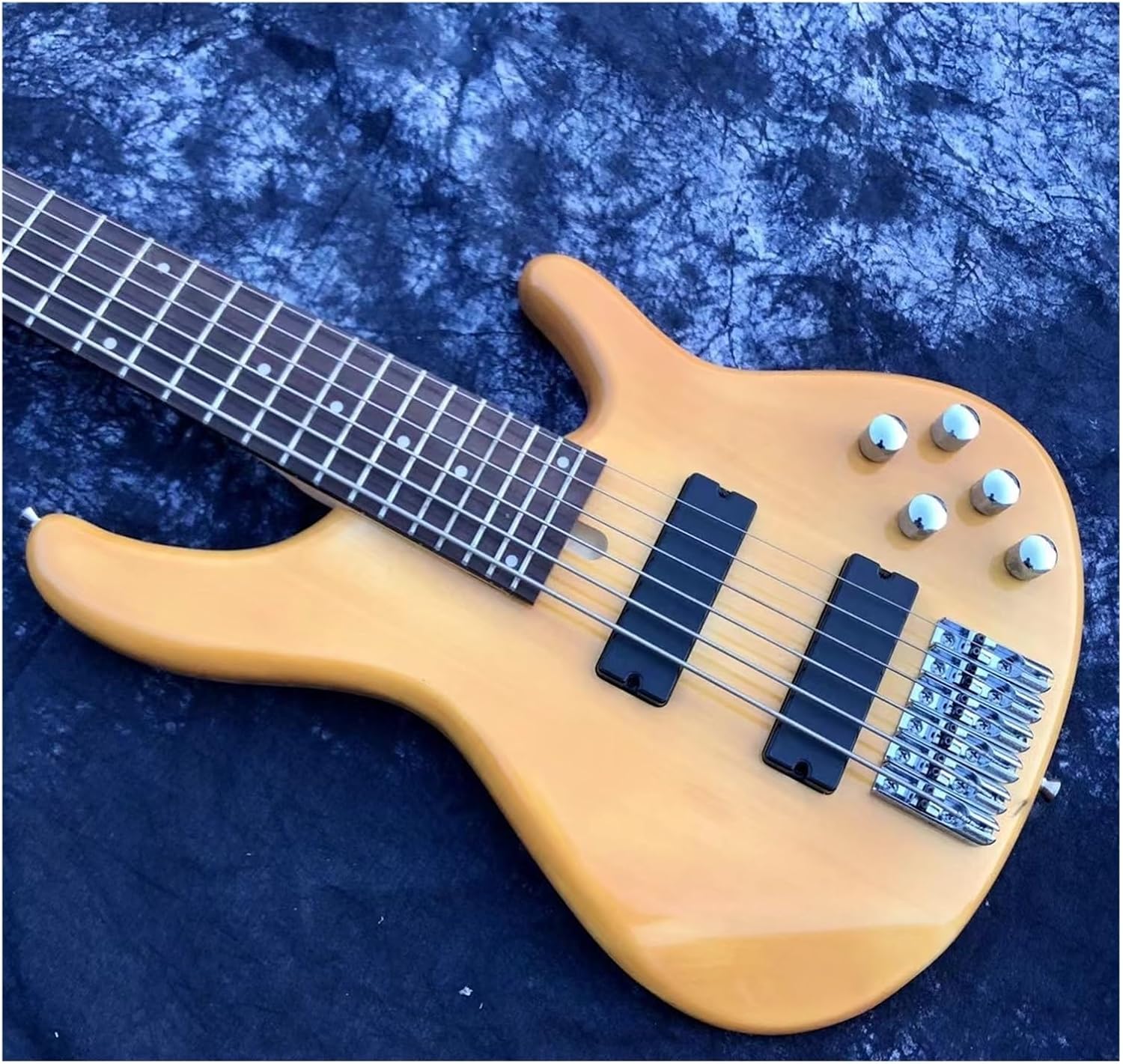 Beginner Electric Guitar Kits Original Wood Color Six-rotor Electric Bass Amplifier Circuit Active Pickup Dedicated For Performance(Black)