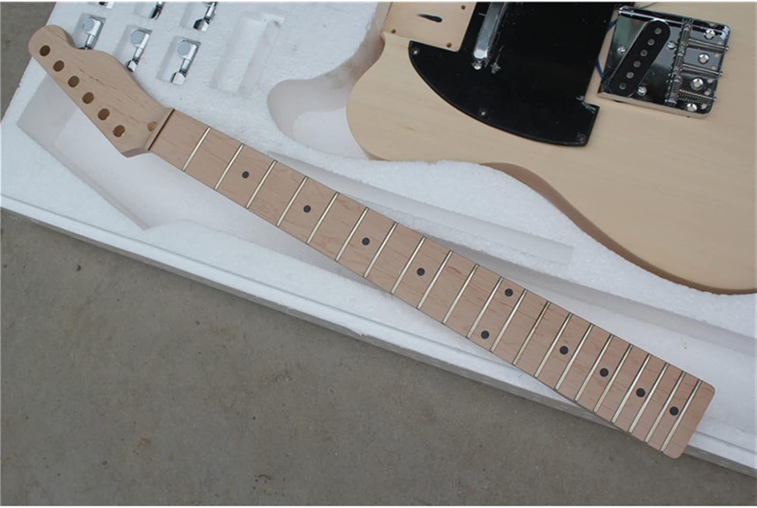 Solid Basswood Body DIY Electric Guitar Builder Kit MAPE Neck and Fingerboard Unfinished Unfinished Guitar Set