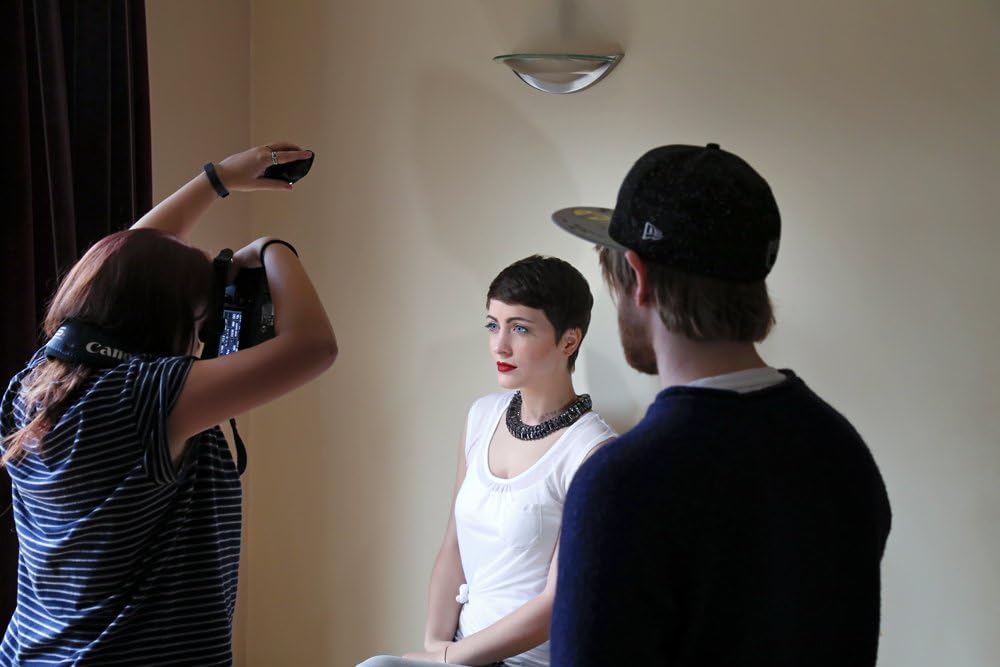 LUMIMUSE 6 LED Light and Accessories - Black