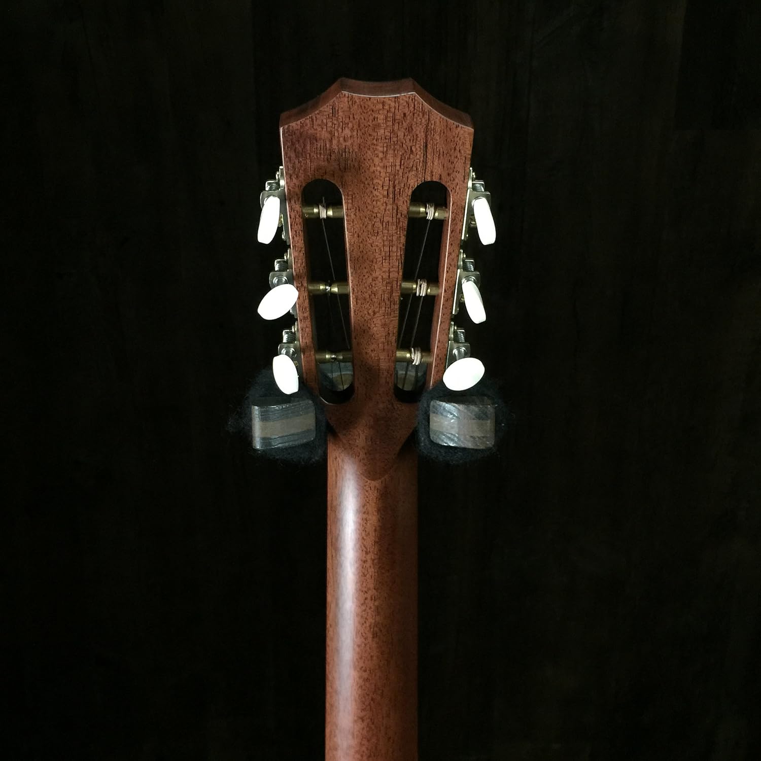 Taylor Guitars 322ce 12-Fret Grand Concert Acoustic-Electric Guitar