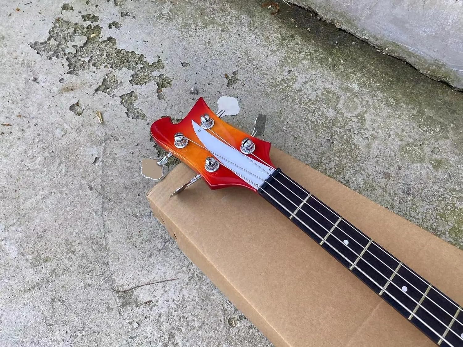 4-String Electric Bass Guitar - Classic Sunburst Gloss Finish, 22-Fret Rosewood Fretboard