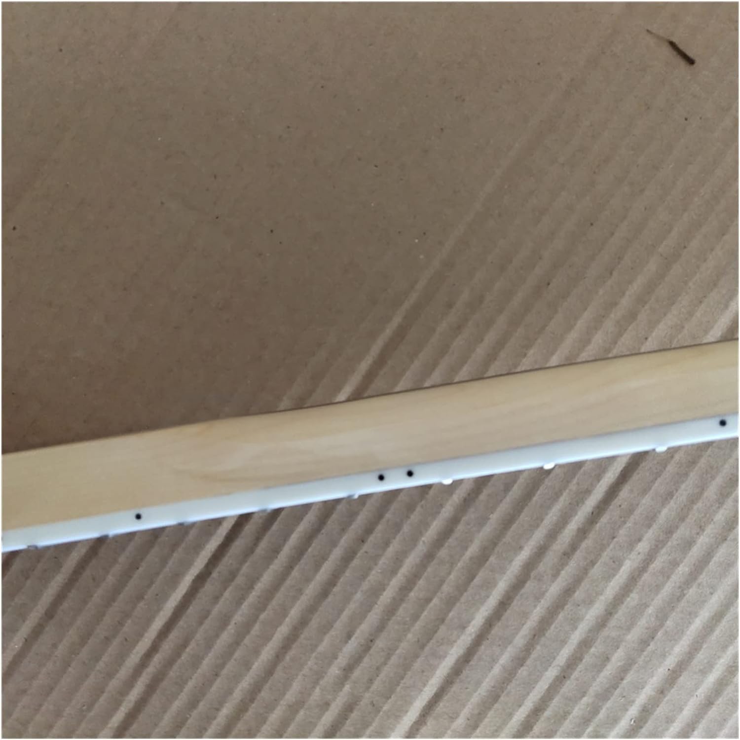 Maple 20 Frets Bass Guitar Neck Part with Tuners 4 String Rosewood Fingerboard 34 Inch Unfinished Guitar Neck