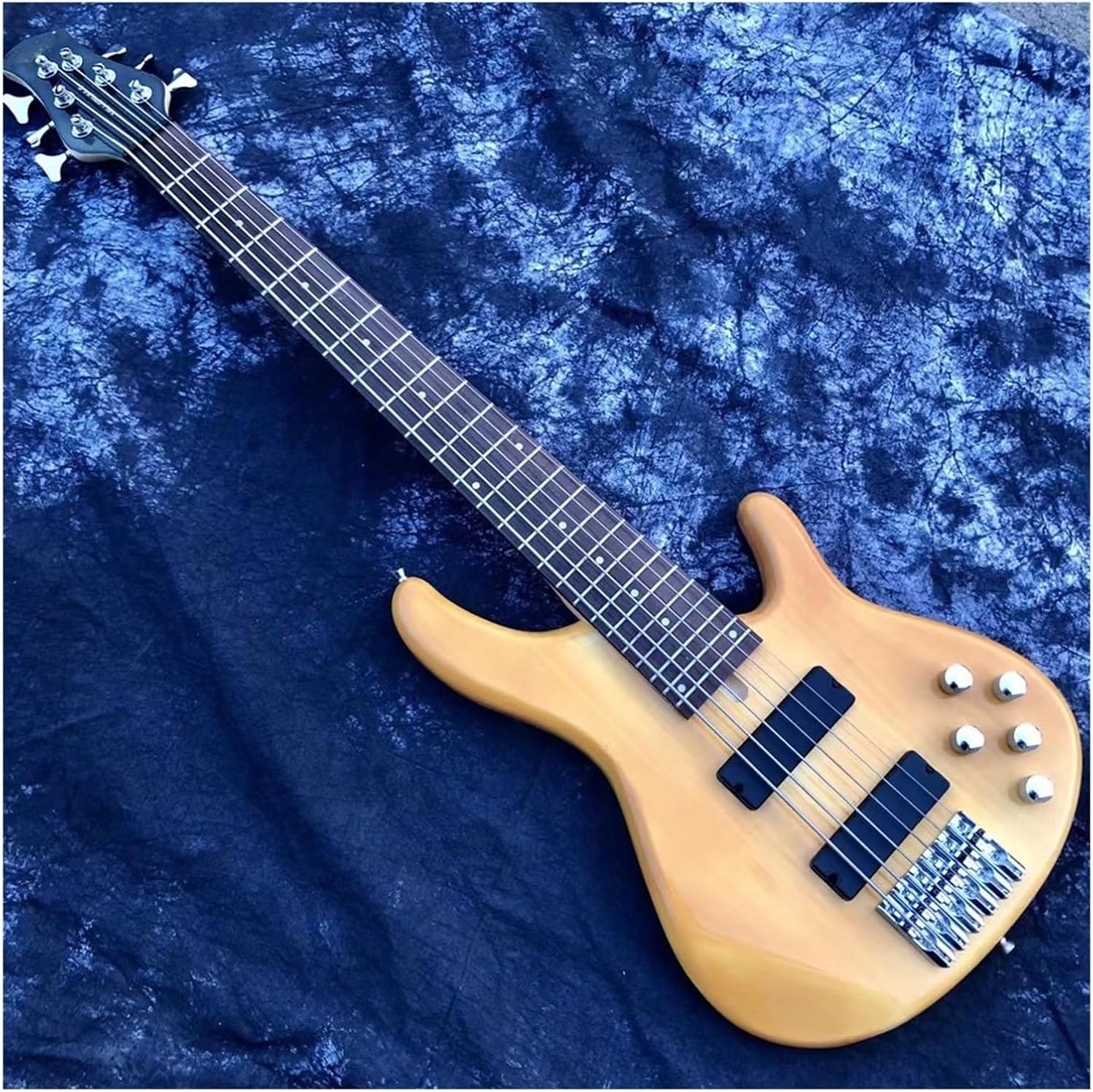 Beginner Electric Guitar Kits Original Wood Color Six-rotor Electric Bass Amplifier Circuit Active Pickup Dedicated For Performance(Black)