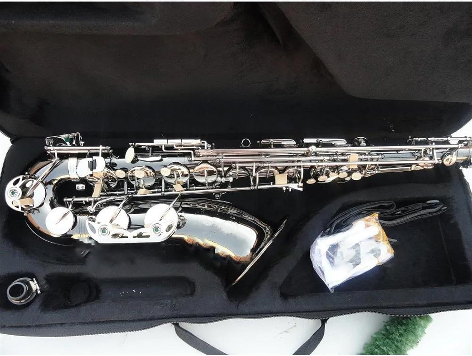 Woodwind Instruments Tenor Saxophone Saxophone B Tune Sax Alto Surface Black Nickel Plating With Case