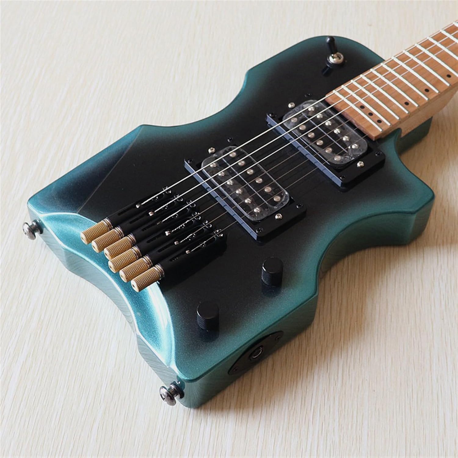 VENEKA Headless Electric Guitar High Gloss Travel Headless Electric Guitar 30 Inch Solid Basswood Body 6 String Mini Portable Guitar (Color : 02)