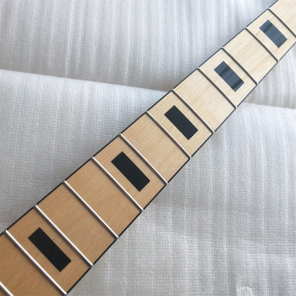 72mm Heel Width Maple 20 Fret 5 String Bass Guitar Neck Maple Fingerboard(MapleFretboard)