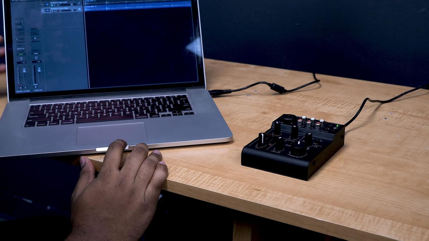 Rockville RockMix 5 USB Computer Recording Interface Mixer w/Bluetooth, Echo, EQ