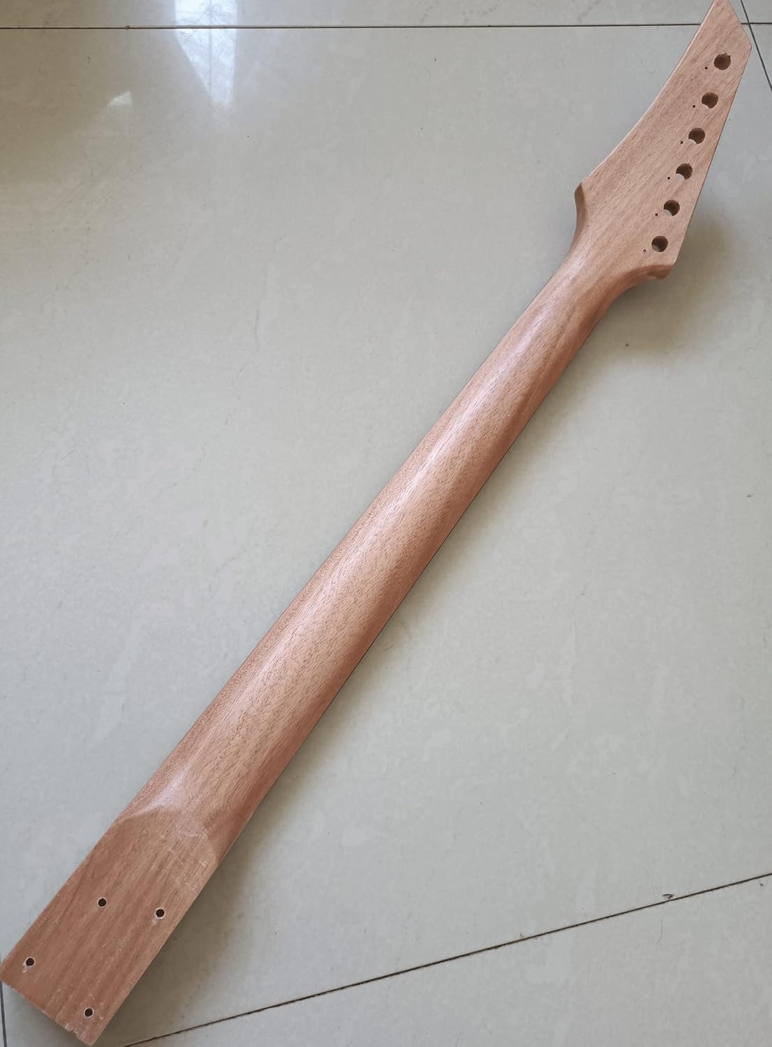 sdwutong Unfinished Electric Guitar Kit Set Electric Guitar Kits in IBZ Style - Mahogany Body and Neck - Rosewood Fingerboard and All Components Included (7V)