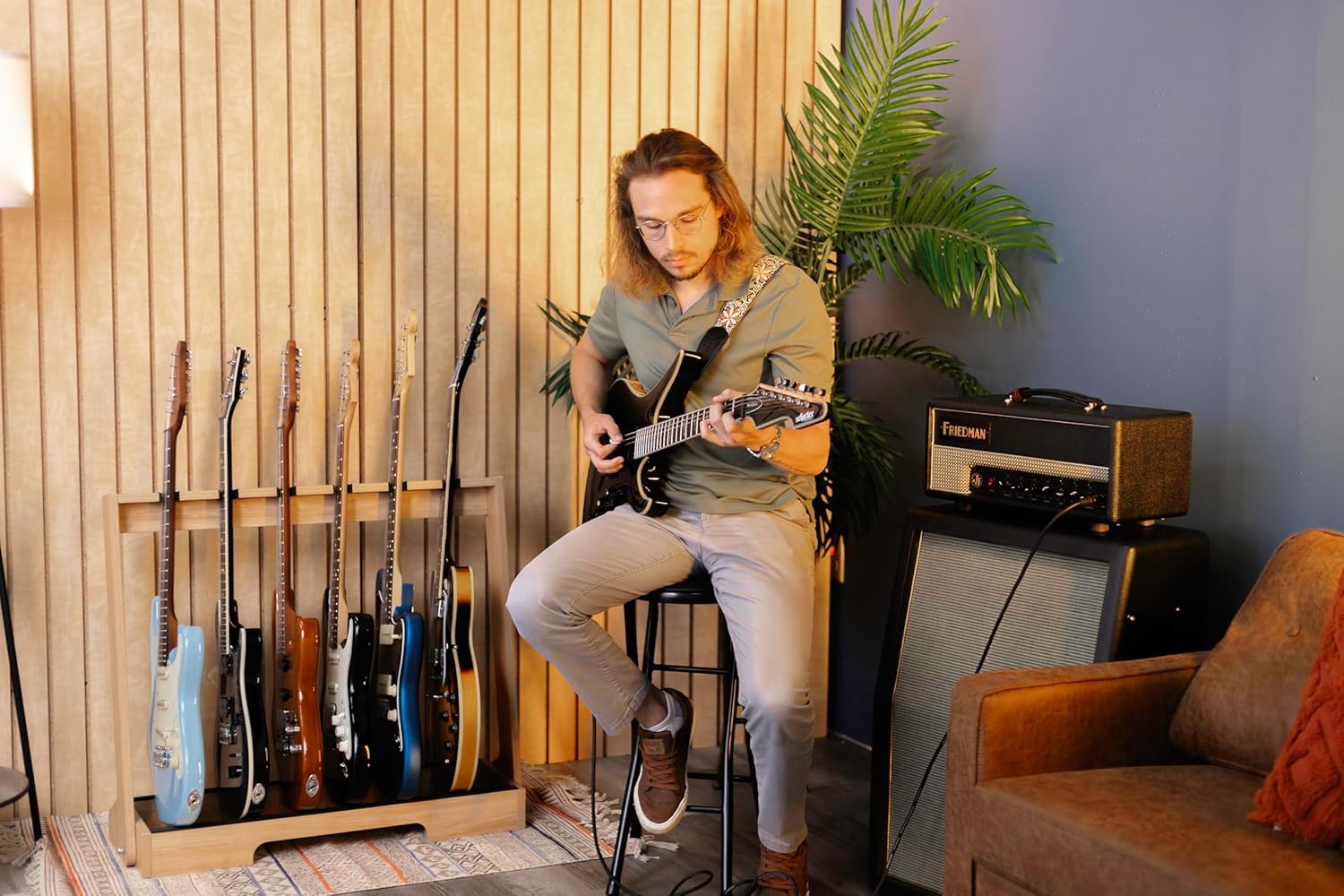 Gator Frameworks Wooden Multi Guitar Rack for up to (6) Guitars, Fits Electric, Acoustic, and Bass, Natural Maple Finish (GFW-GTR-WD6RK-MPL)