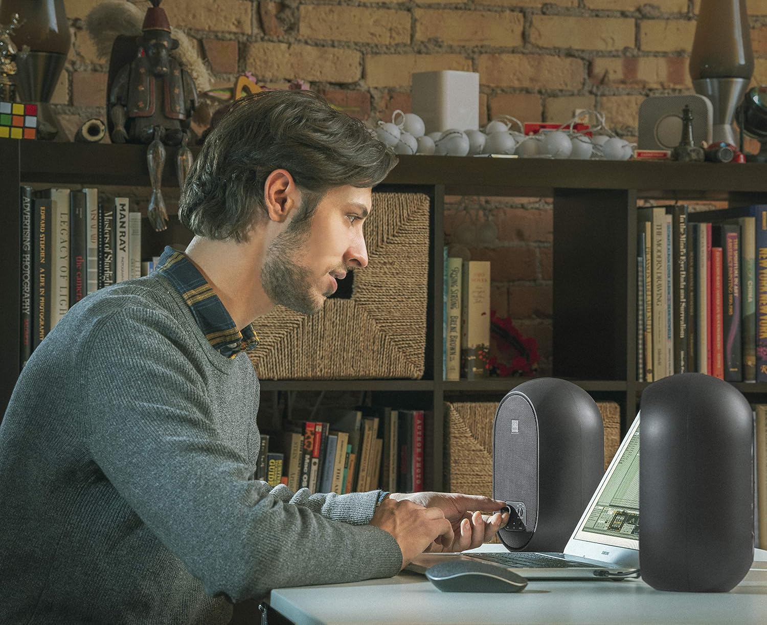 JBL Professional 1 Series 104-BT Compact Desktop Reference Monitors with Bluetooth, Black, Sold as Pair (Renewed)