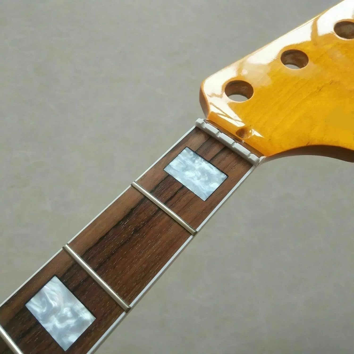 P Bass 4-String Guitar Neck Parts 20th Fret Maple Rosewood Fingerboard Inlay Replacement Parts