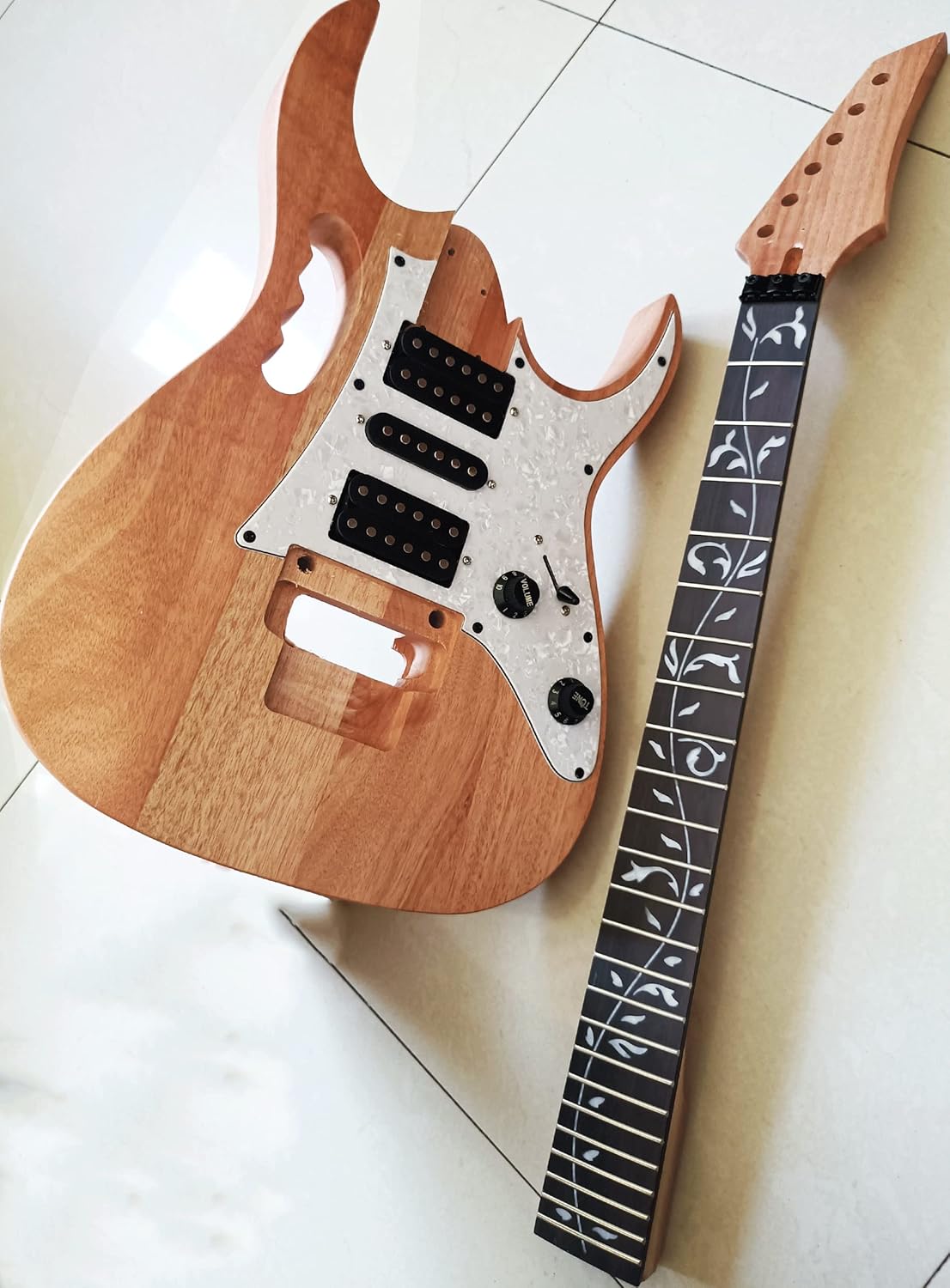 sdwutong Unfinished Electric Guitar Kit Set Electric Guitar Kits in IBZ Style - Mahogany Body and Neck - Rosewood Fingerboard and All Components Included (7V)