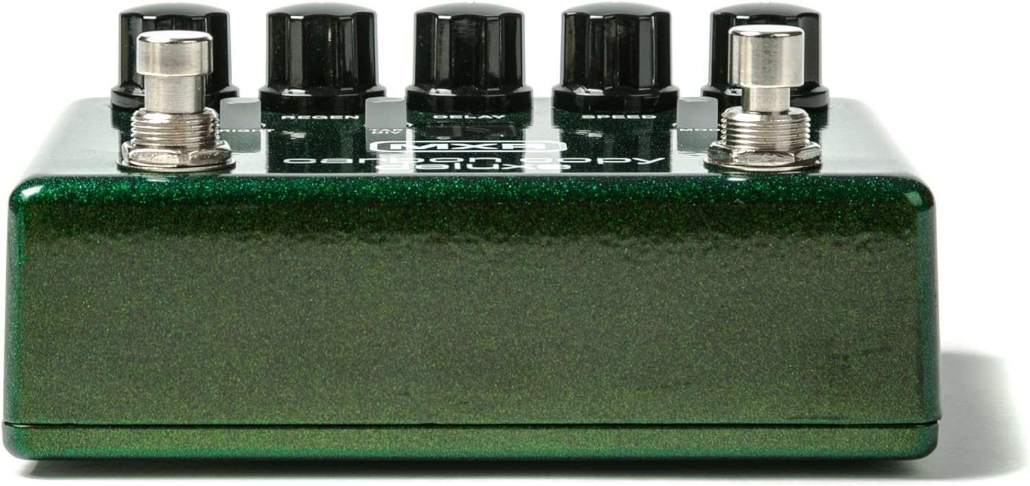 MXR® Carbon Copy® Deluxe Analog Delay