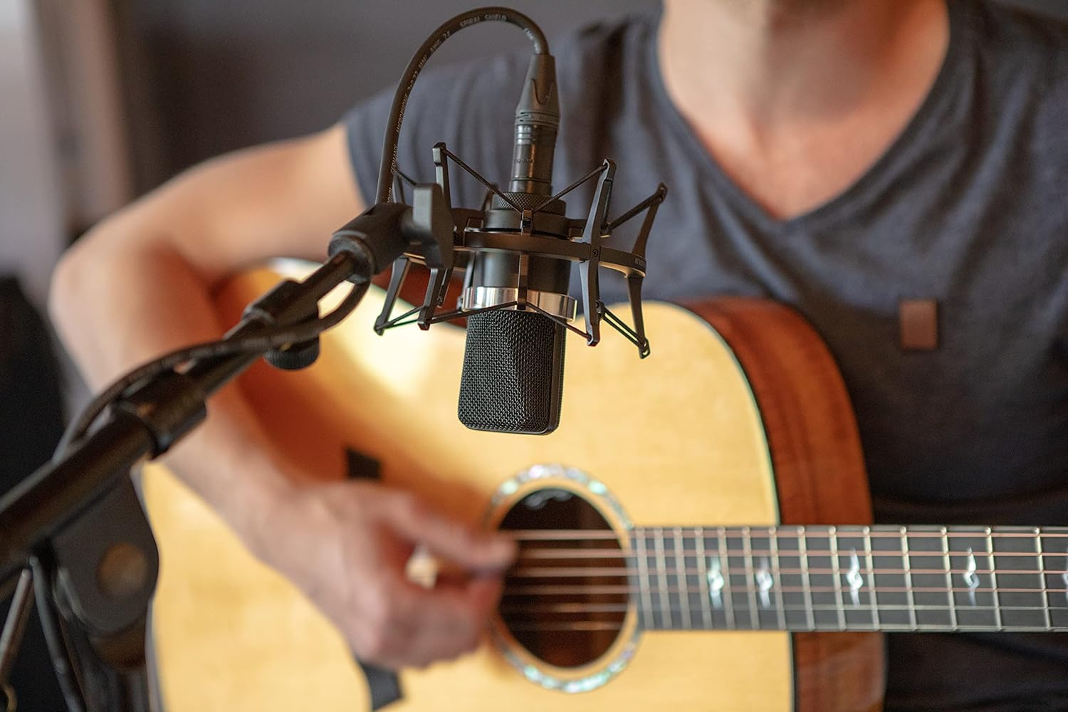 Neumann TLM 102 Black