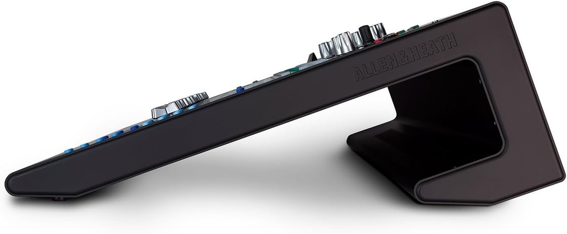 Allen & Heath Qu-32 38-In/28-Out Digital Mixing Console/USB Recording Interface