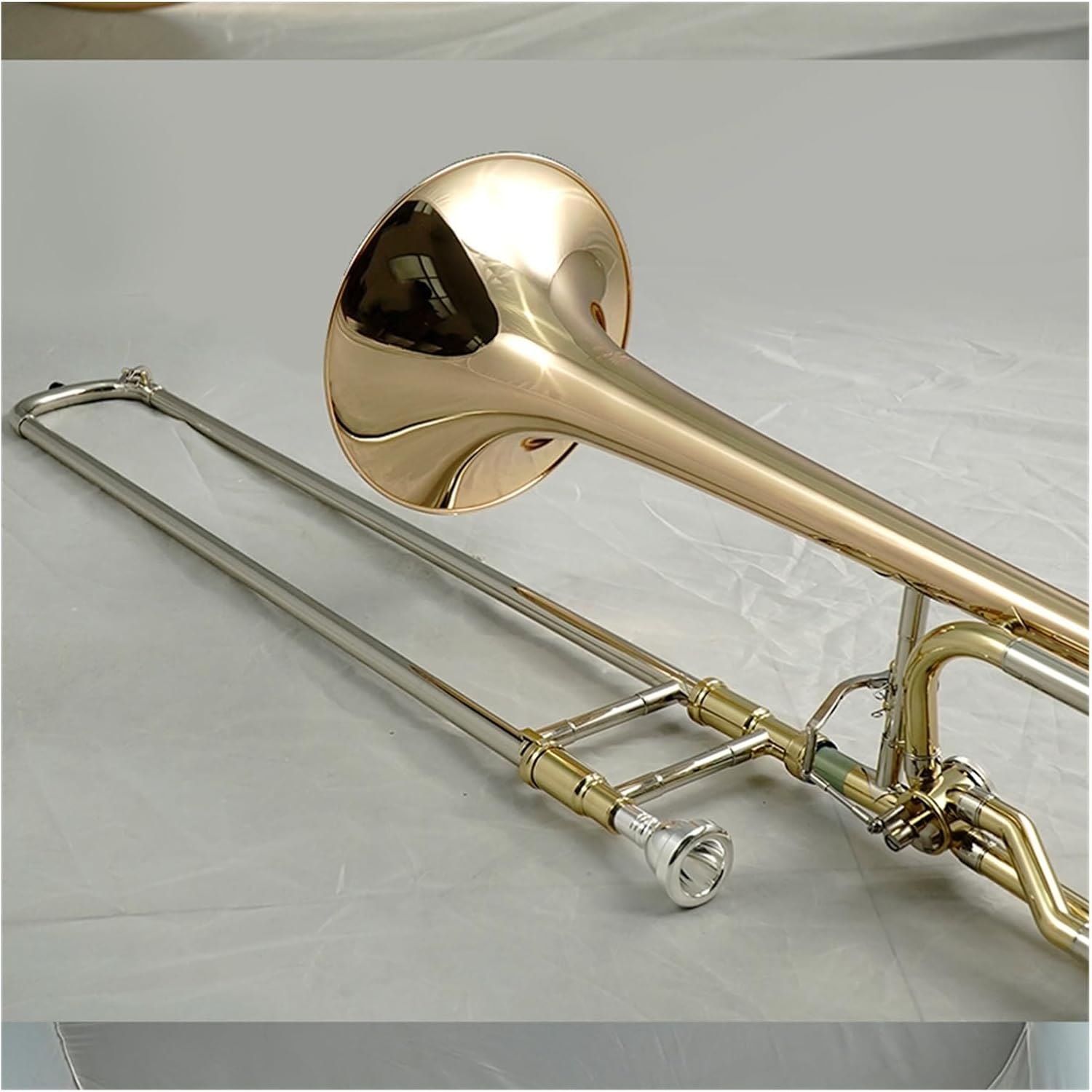 Tenor trombone instrument suitable for professional performance