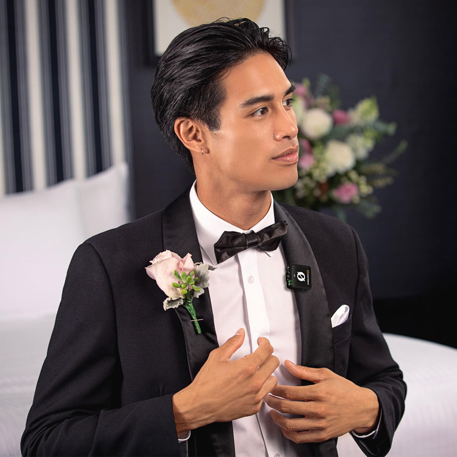 RØDE Wireless ME TX Ultra-compact Wireless Transmitter with Built-in Microphone, On-board Recording and up to 200m Range for Filmmaking, Interviews and Content Creation (Transmitter Only)