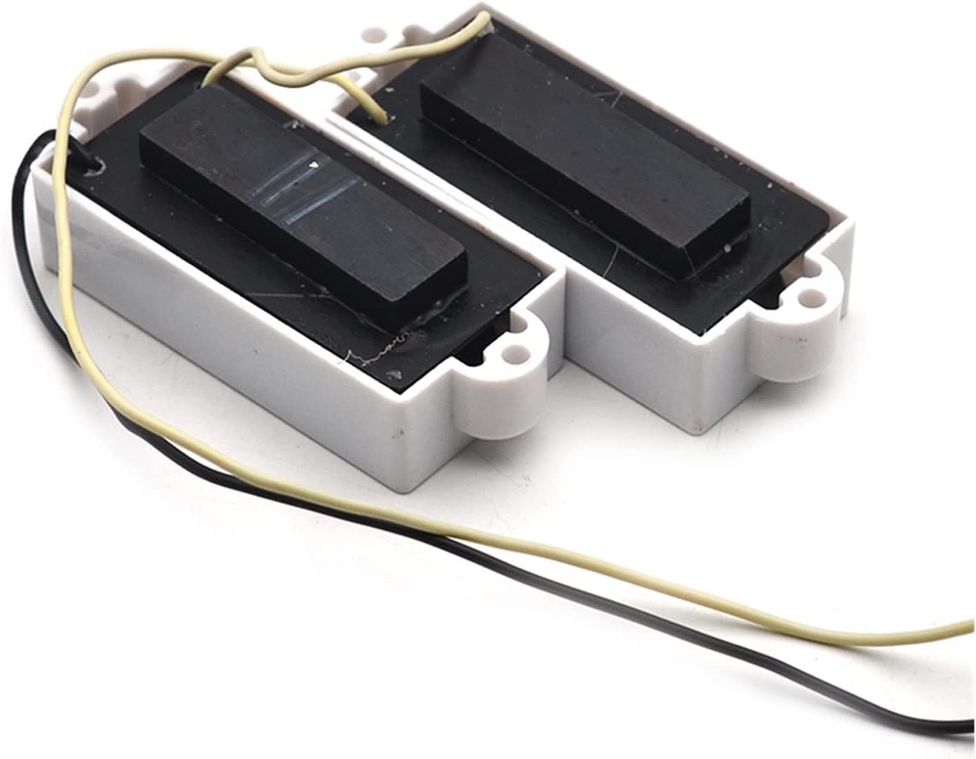 Guitar Pickups 4 String Electric Guitar Pickup for Electric Bass Guitar Parts White Guitar Accessories