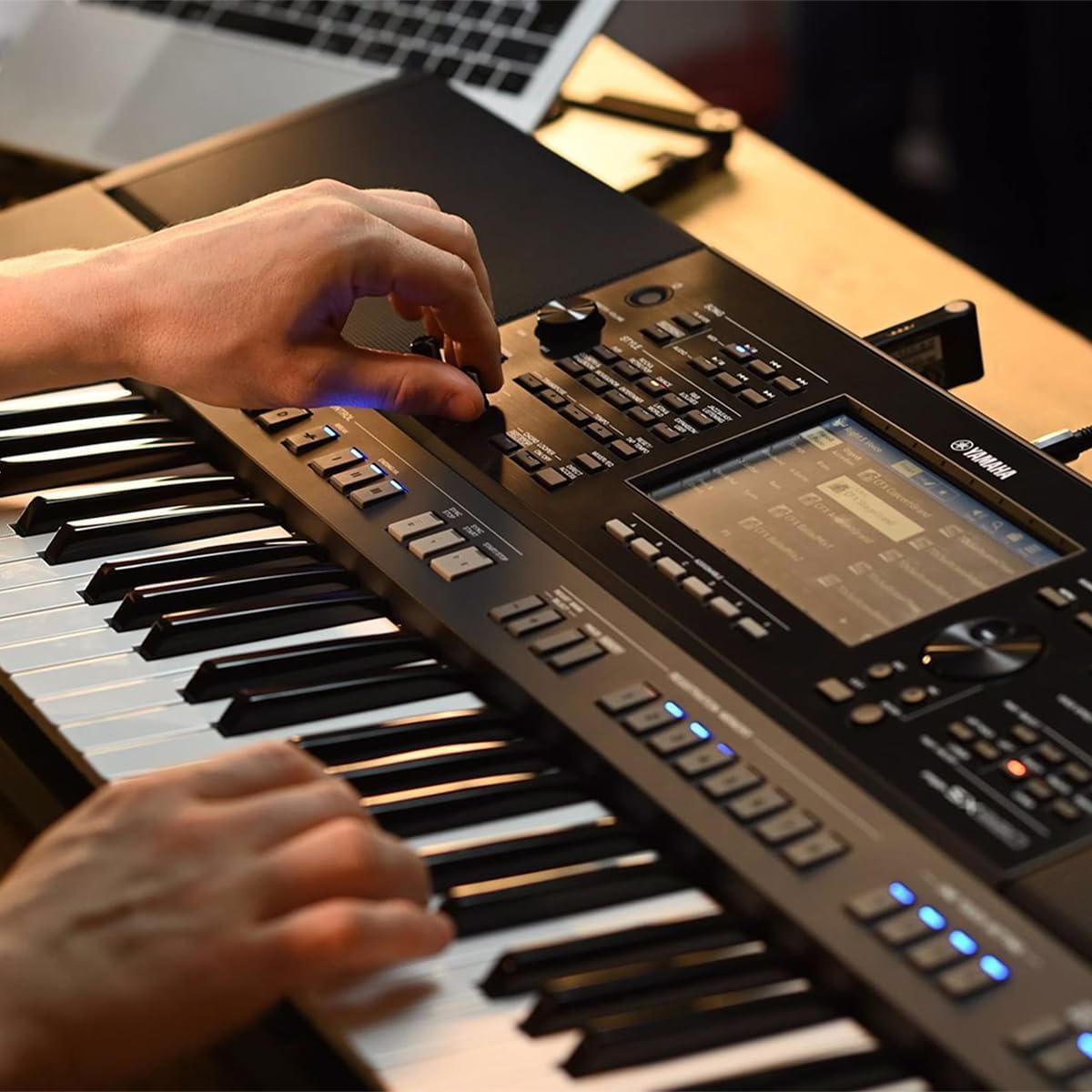 Yamaha 61-Key Arranger Keyboard with Premium Sound, Live Control Knobs and Included Content PSRSX920