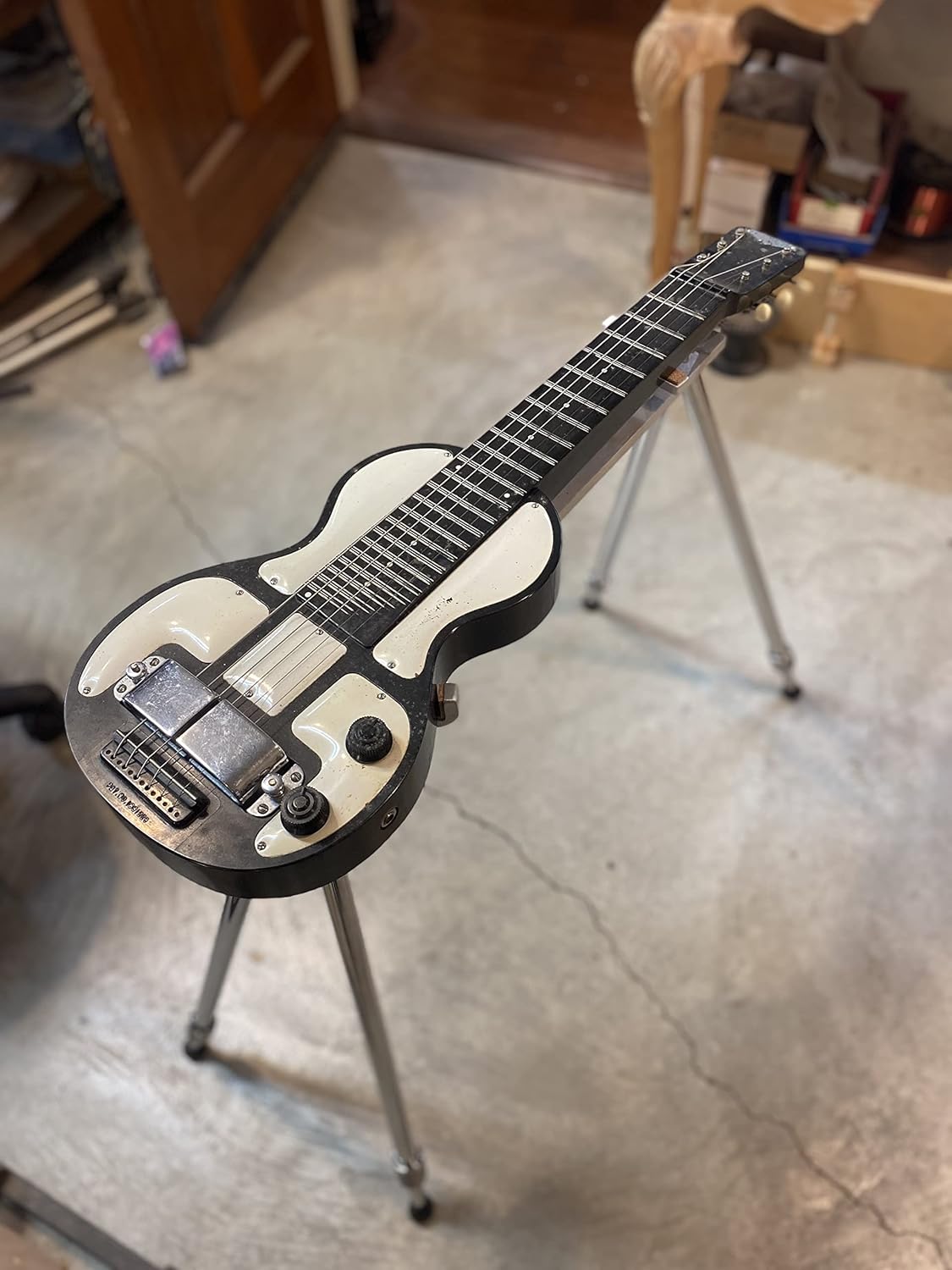 Electro Hawaiian ® Universal Lap Steel Guitar Stand - Adjustable Height, Fits Most Lap Steels!