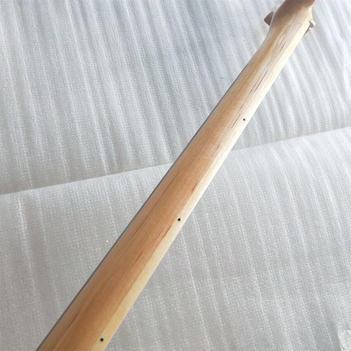 Fretless J Bass Guitar Neck 20 Fret 4 String Maple Fingerboard Vine Inlay Gloss