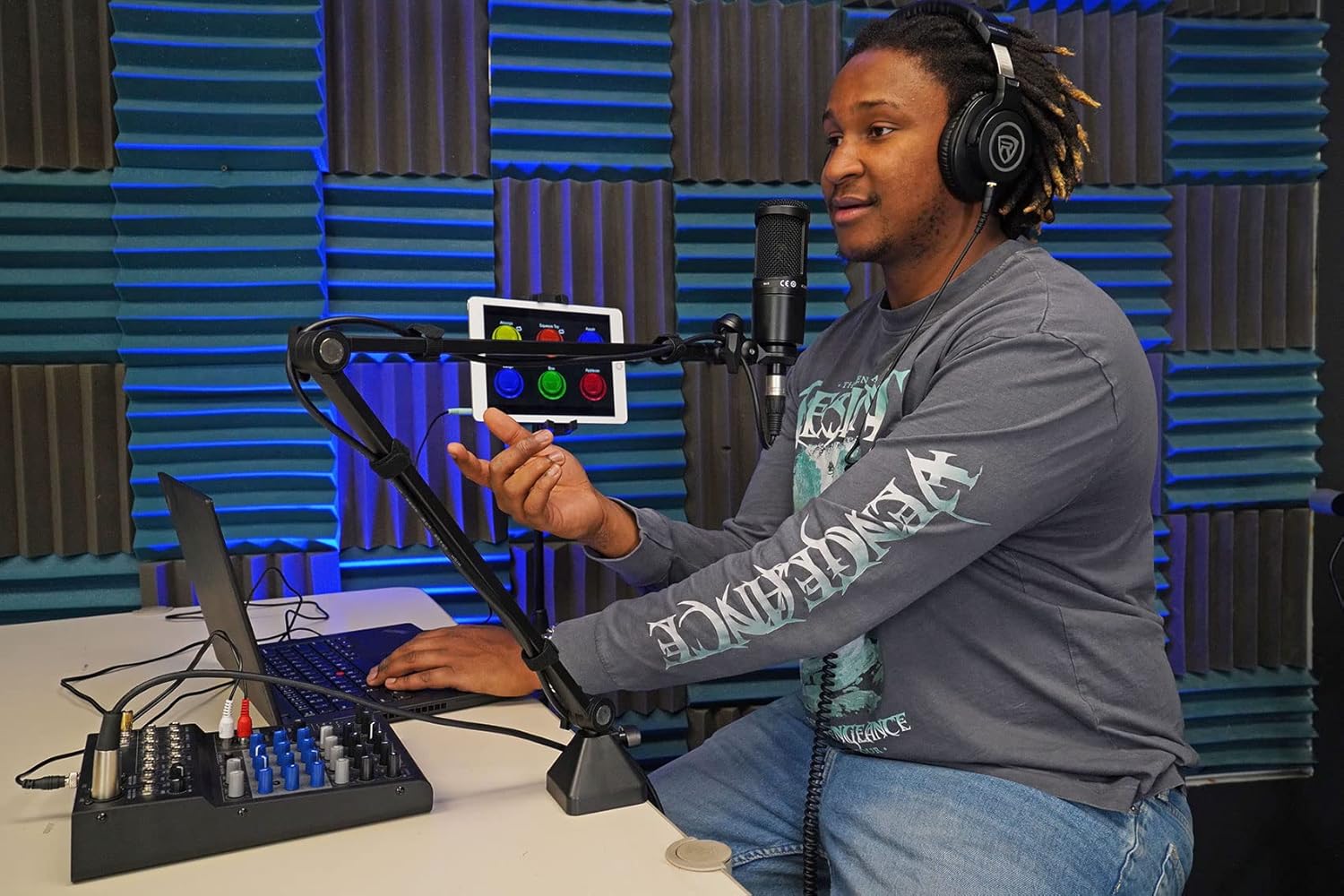 Rockville R-TRACK 2x2 Bundle: USB Recording Interface 24-Bit 192kHz with 2 Mic-Pres, RMC-XLR Wired Microphone with Cables, PRO-M50 Studio Headphones, R-BOOM 34 Boom Arm Stand, 4-items