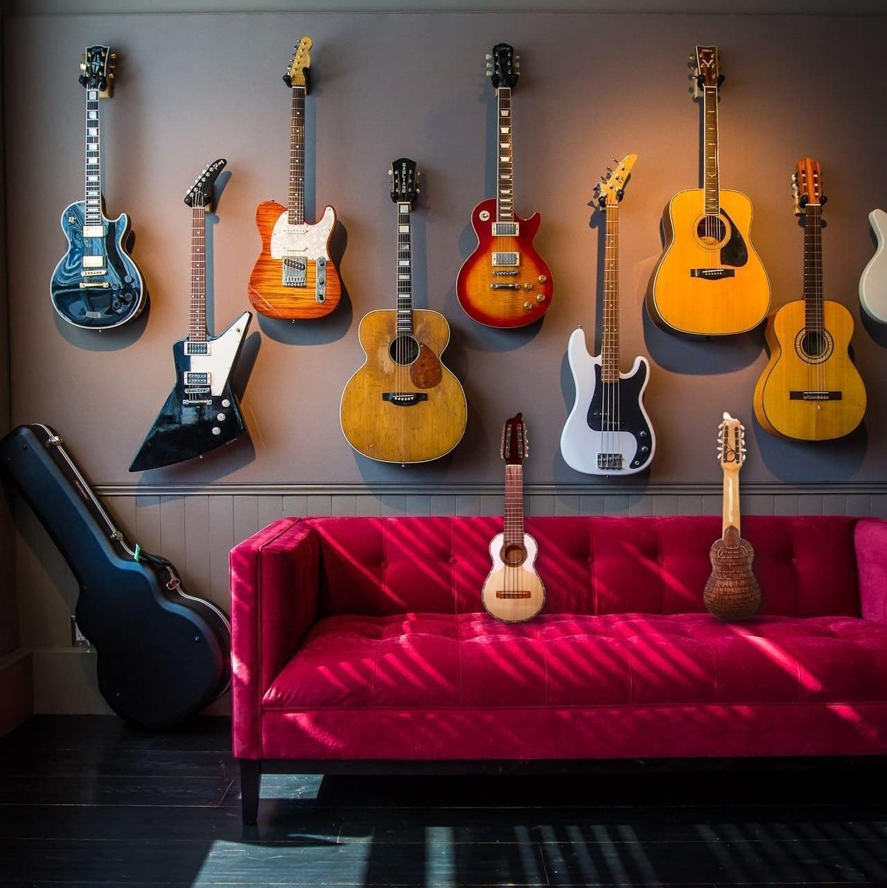 Ukulele, Charango 10 Strings Guitar, Hand Rubbed Finish Carved Unique Ukulele Charango Unique Instrument for Professional Beginners Unique Guitar 27 inch Hand Carved Premium Instrument Charango