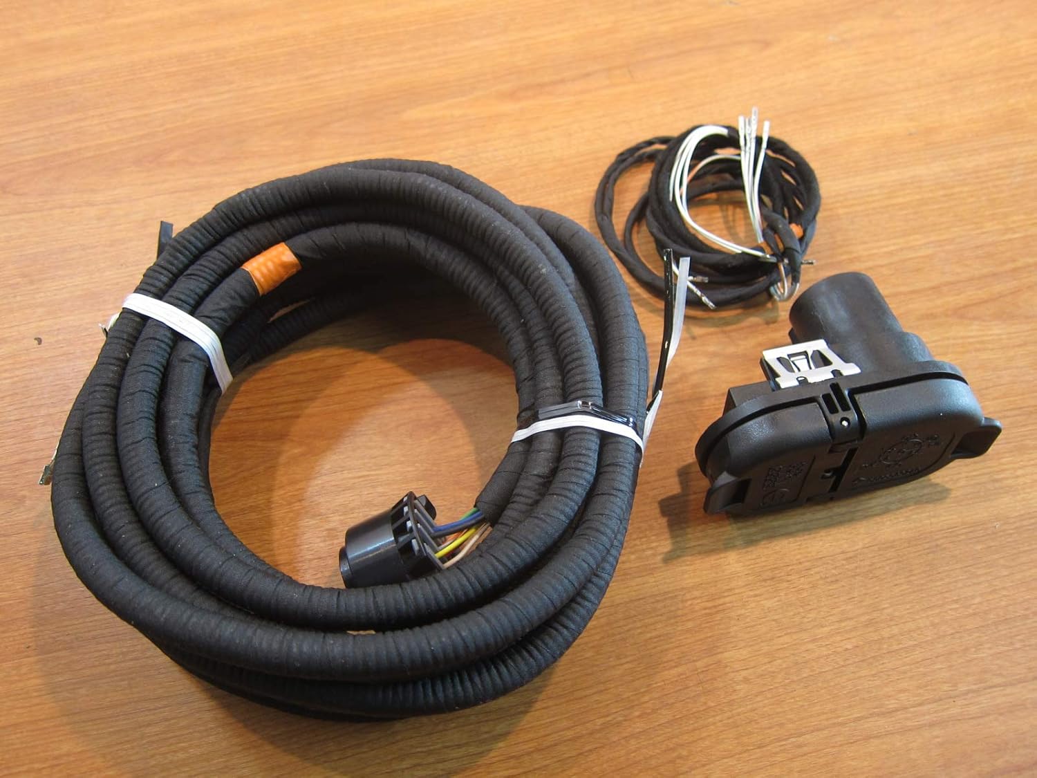 2018-2020 Dodge Durango Trailer Tow Wiring Harness For 5.7L & 6.4L Engines OEM