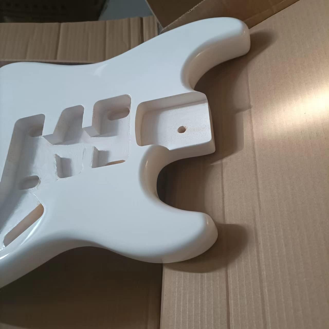 JD.Moon Electric Guitar Body for Fender ST Strat Guitar Accessory DIY Poplar HSH Guitar Body White