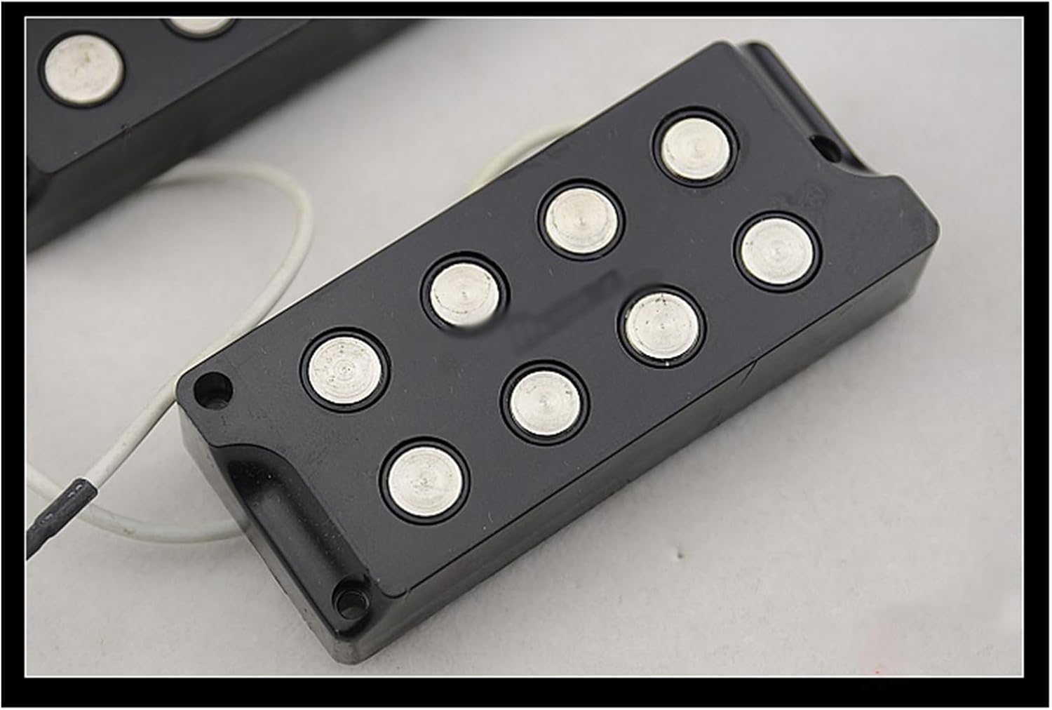Guitar Pickups 4 String Electric Bass Guitar Large Magnetic Head Open Pickup Set with Mounting Screws