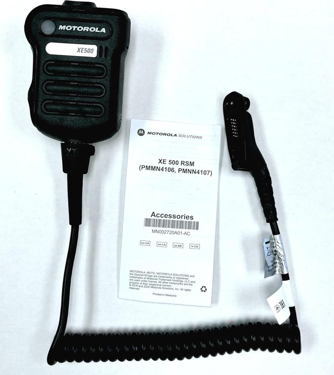 Motorola Solutions PMMN4107, PMMN4107BBLK XE500, Radio Remote Speaker Mic (NO Channel knob). Five Integrated Mics, Adaptive Audio, IP68 Submersible Rugged Rating, and Extreme Heat Resistant Cable