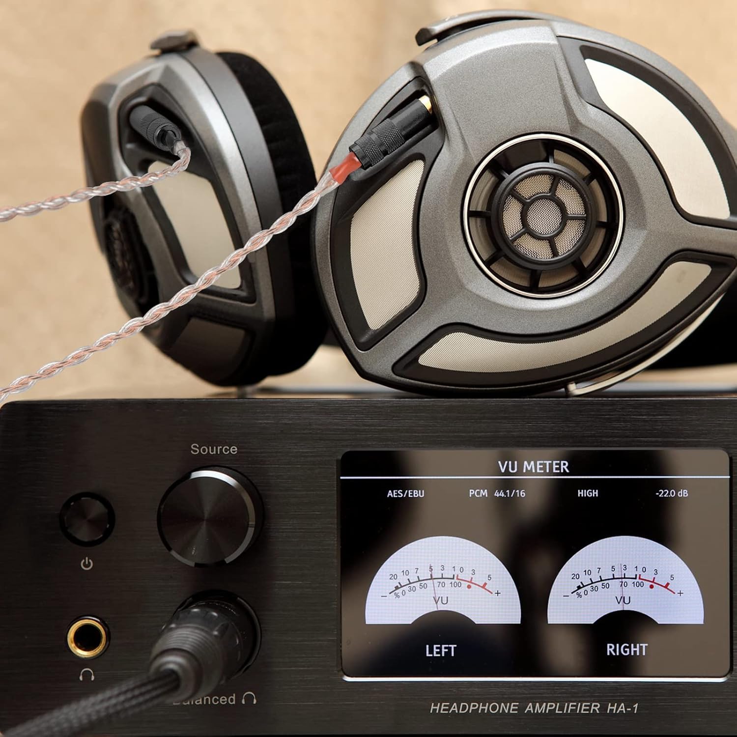 GEEKRIA Apollo 6NOCC Upgrade Cable Compatible with Sennheiser HD700, Dual 2.5mm to XLR Balanced Audio Cord, Hi-Res Audiophile Headphones Replacement (4.9ft / 1.5m)