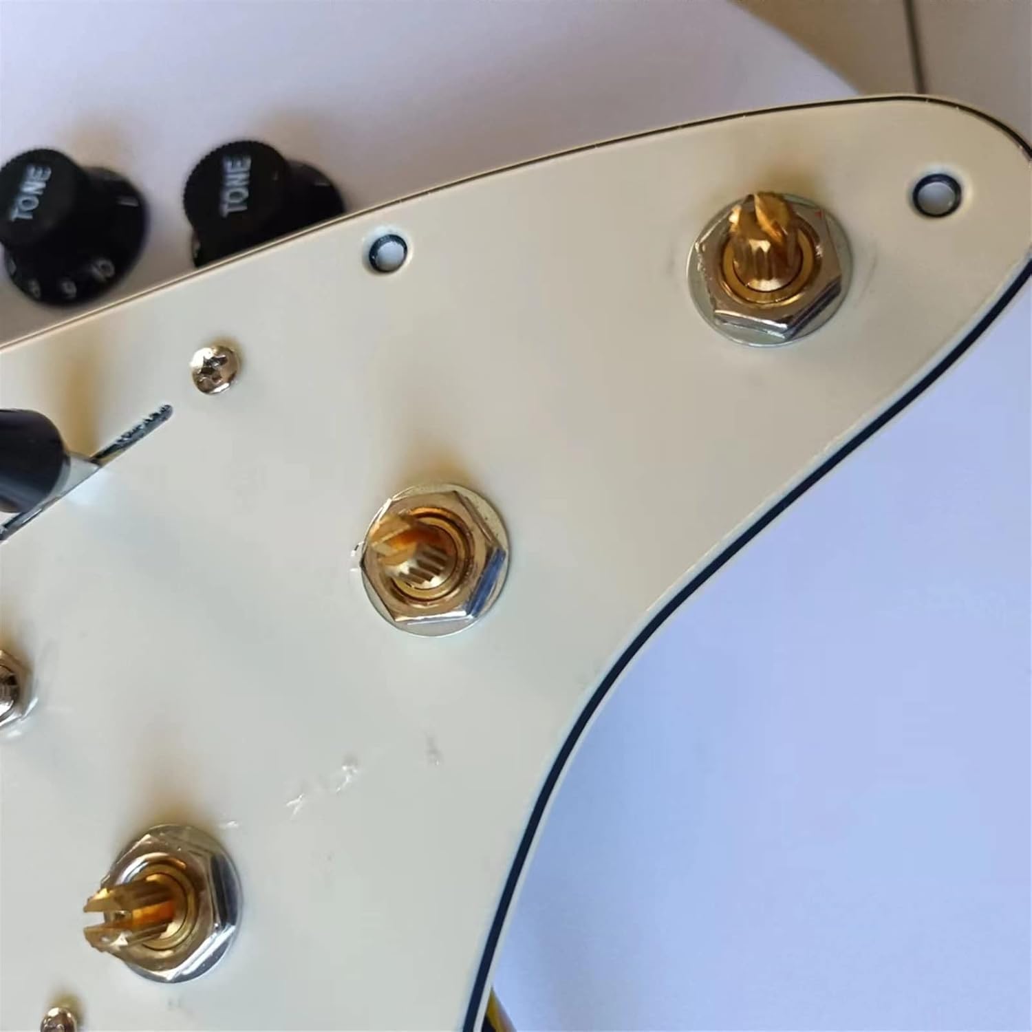 Multifunction SSH Prewired Electric Guitar Pickguard with Pickup 5 Way Converter Set Pickup Set with Pickguard