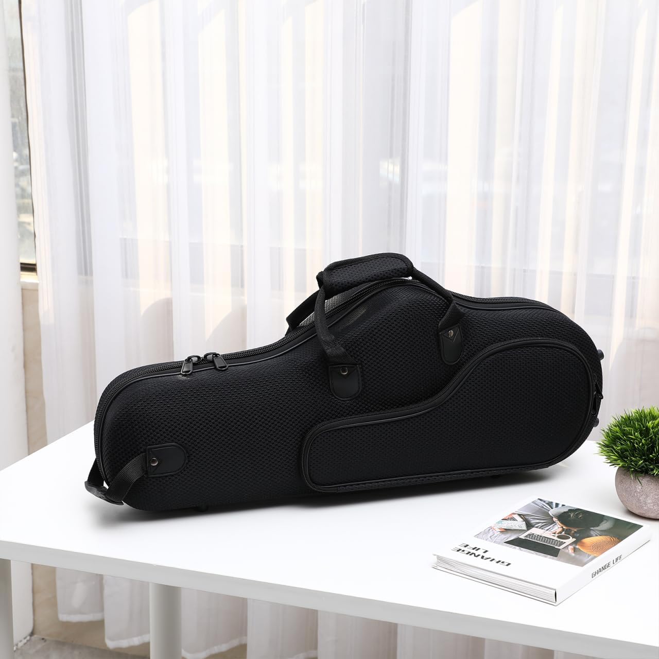 Vaguelly Alto Saxophone Case, Oxford Alto Sax Lightweight Gig Bag Backpack with Padding, Shoulder Strap, External Pocket, Saxophone Carrying Bag, Black